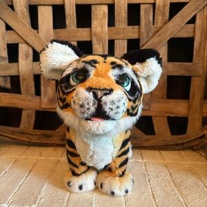 FurReal Friends Roarin Tiger Tyler Interactive Plush Toy Pet Soft Fur Real Works